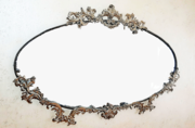Продам - старинное настенное зеркало в бронзовом оформлении